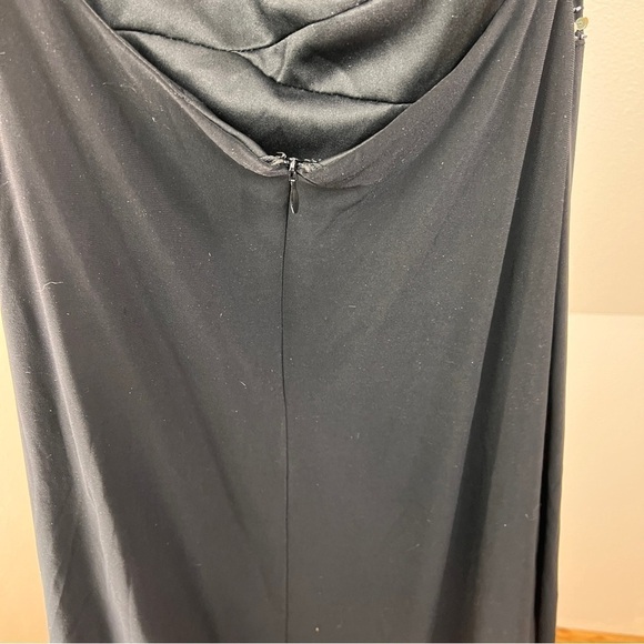 NW NIGHTWAY Black Bejeweled Evening Gown. Size 8. Criss-cross straps over back - Picture 7 of 10
